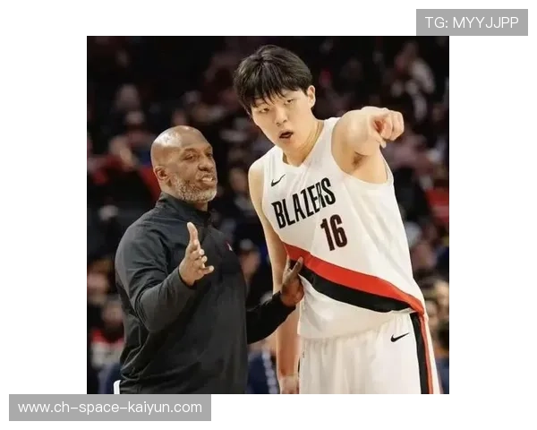 杨瀚森获开拓者媒体赞誉，主帅斯普利特用人策略受质疑